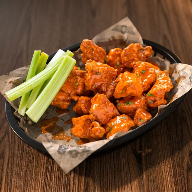🍗Full Tray Boneless Wings.